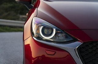 Nye matrix-forlygter på Mazda 2