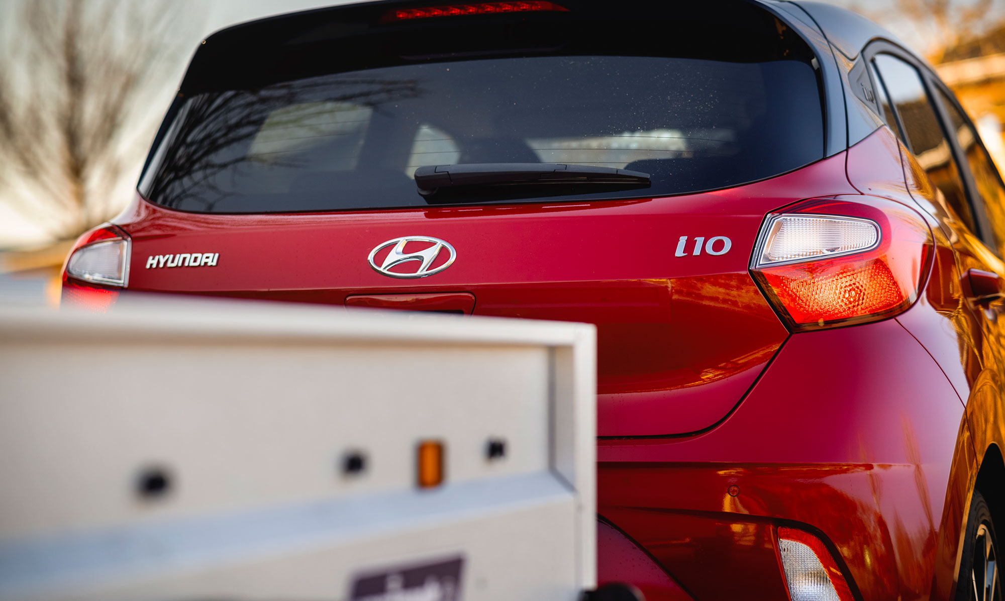 Motel fragment schweizisk Hyundai i10 - mikrobil nu med anhængertræk | FDM