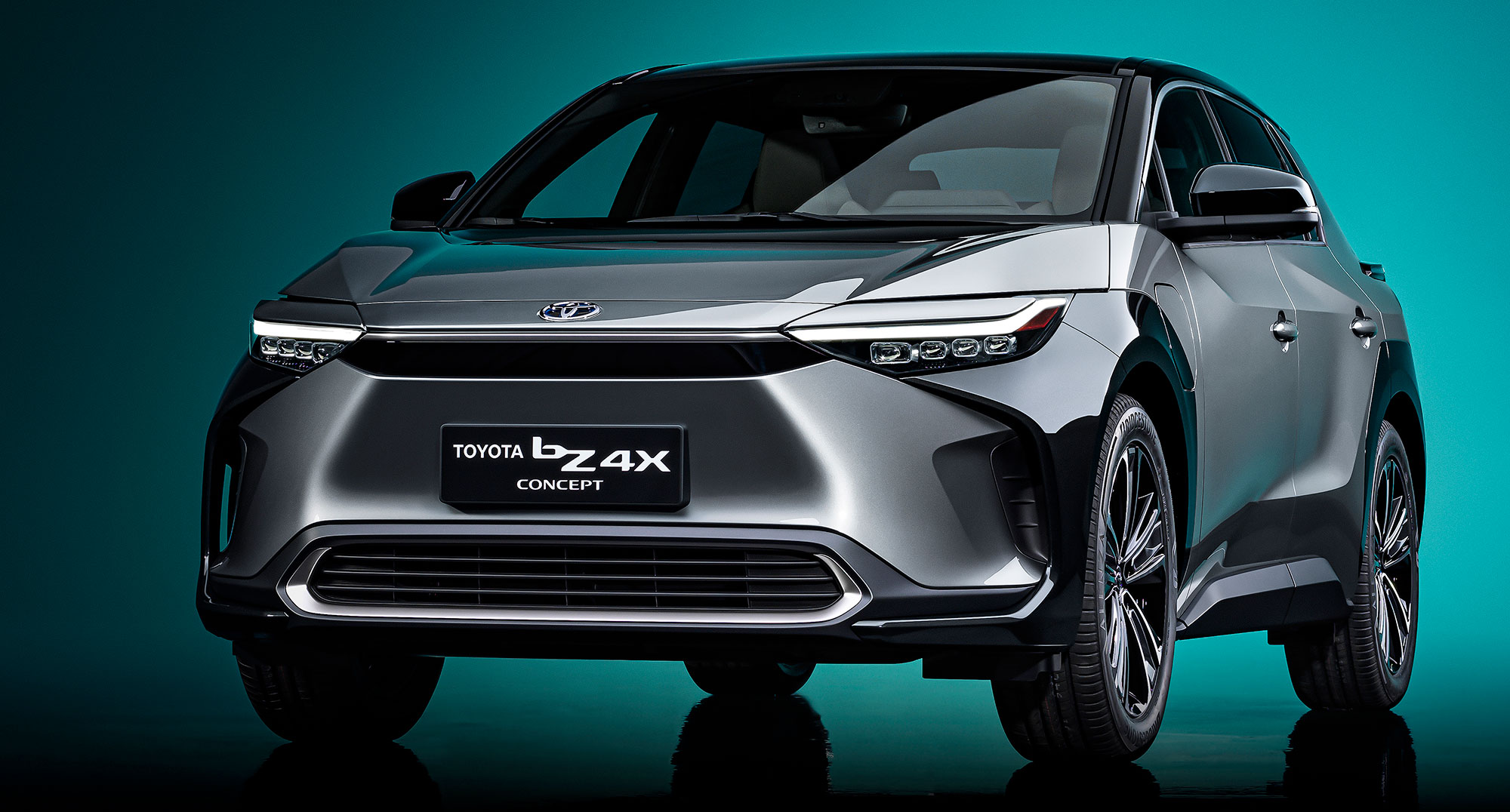 Toyota springer på elbølgen med SUV | FDM