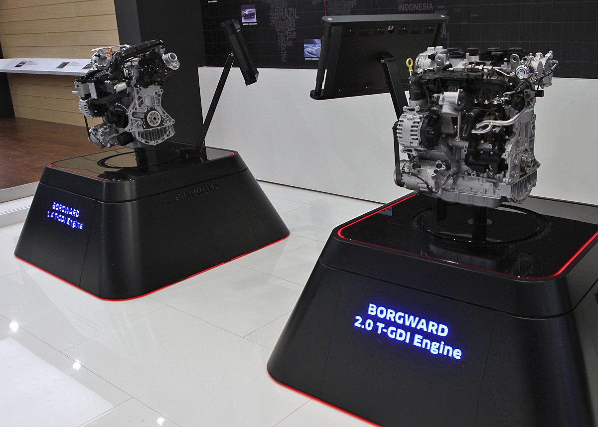 Foruden Borgwards 2.0 turbobenziner arbejder mærket på 1.4 turbo beregnet primært til opladningshybriderne. 