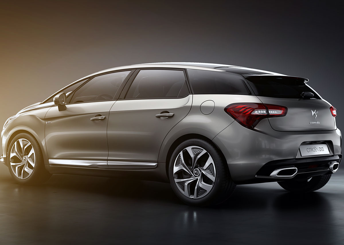 DS5 har et nærmest stationcar-agtigt karrosseri. Shooting brake siger Citroën.