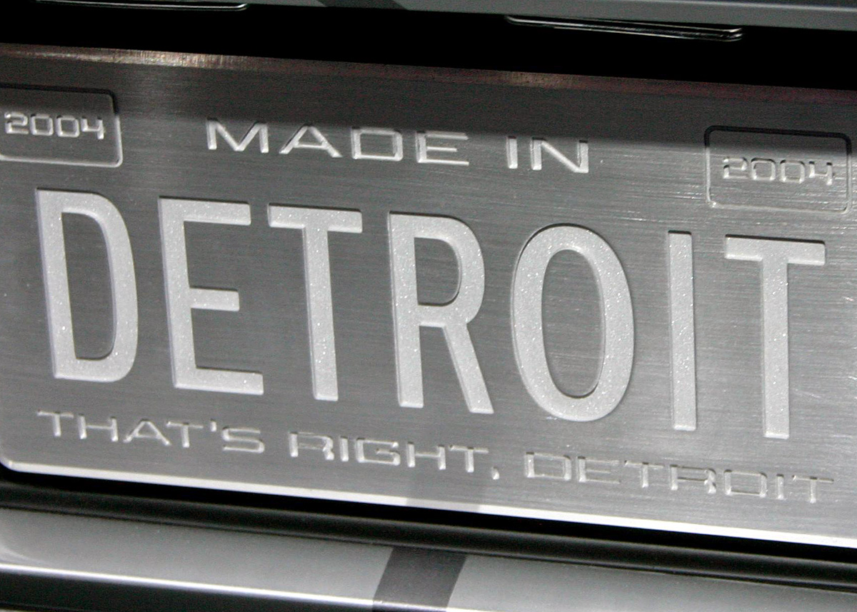 Detroit er nærmest synonym med bilproduktion som hjemsted for tre globale bilproducenter og har tilnavnet Motor City. Byen kendes også som Motown med henvisning til musikken.