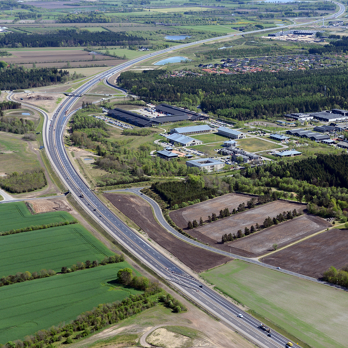 Den nye og sidste del af Midtjyske Motorvej er syv km lang og går uden om Brande.