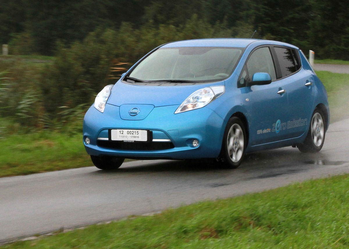 Elbilen Nissan Leaf har formået at komme i finalen i den europæiske "Car Of The Year"-konkurrence.