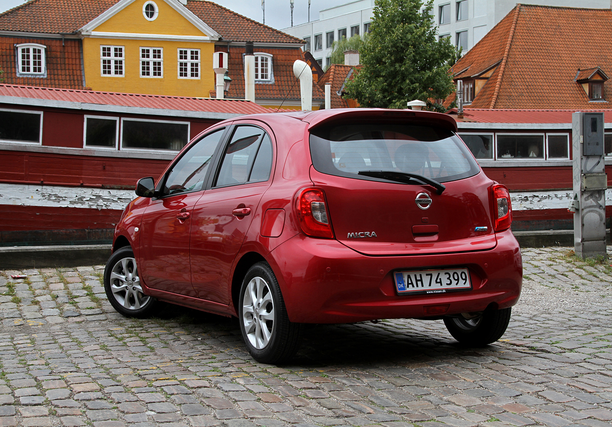 Bagpartiet på Nissan Micra er ændret med bl.a. LED-lygter og ny kofanger. 