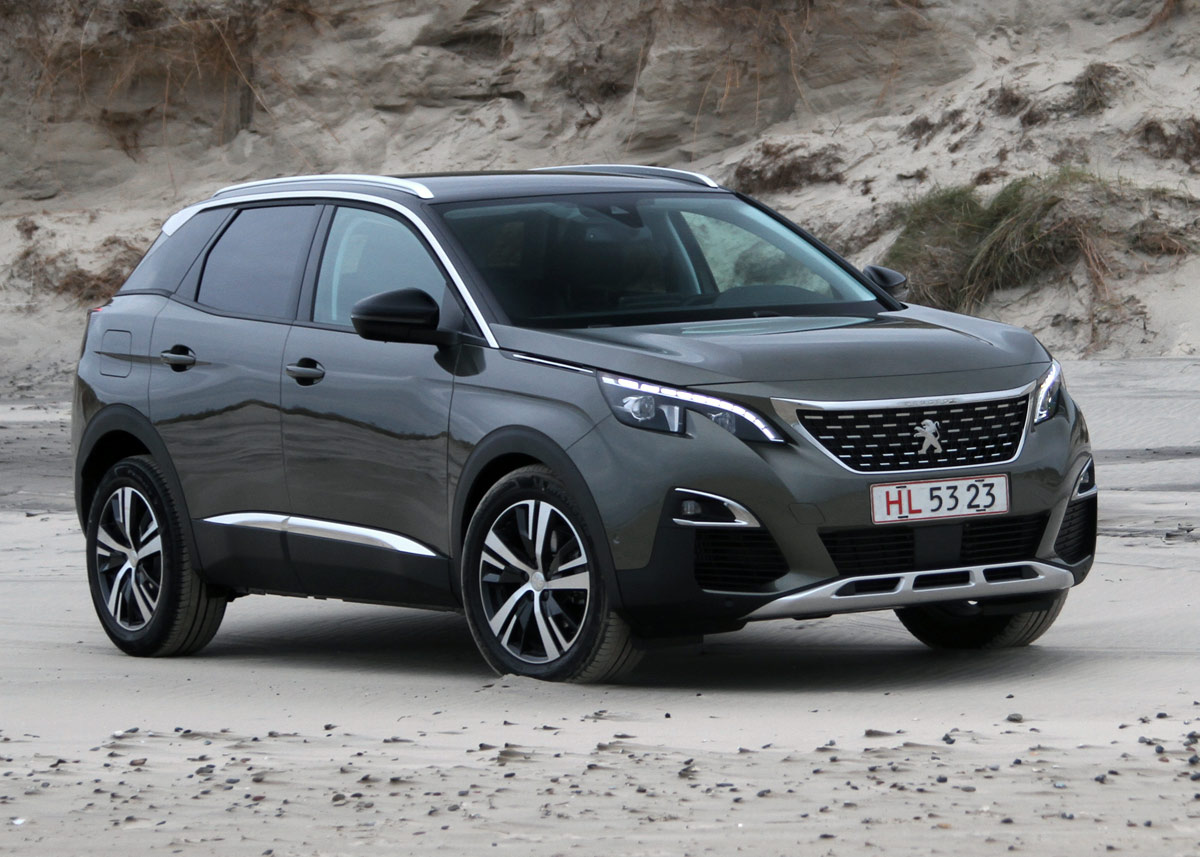 Peugeot 3008 har også en af de syv finalepladser til Car of the Year. Bilen er en af favoritterne til Årets Bil i Danmark 2017. 