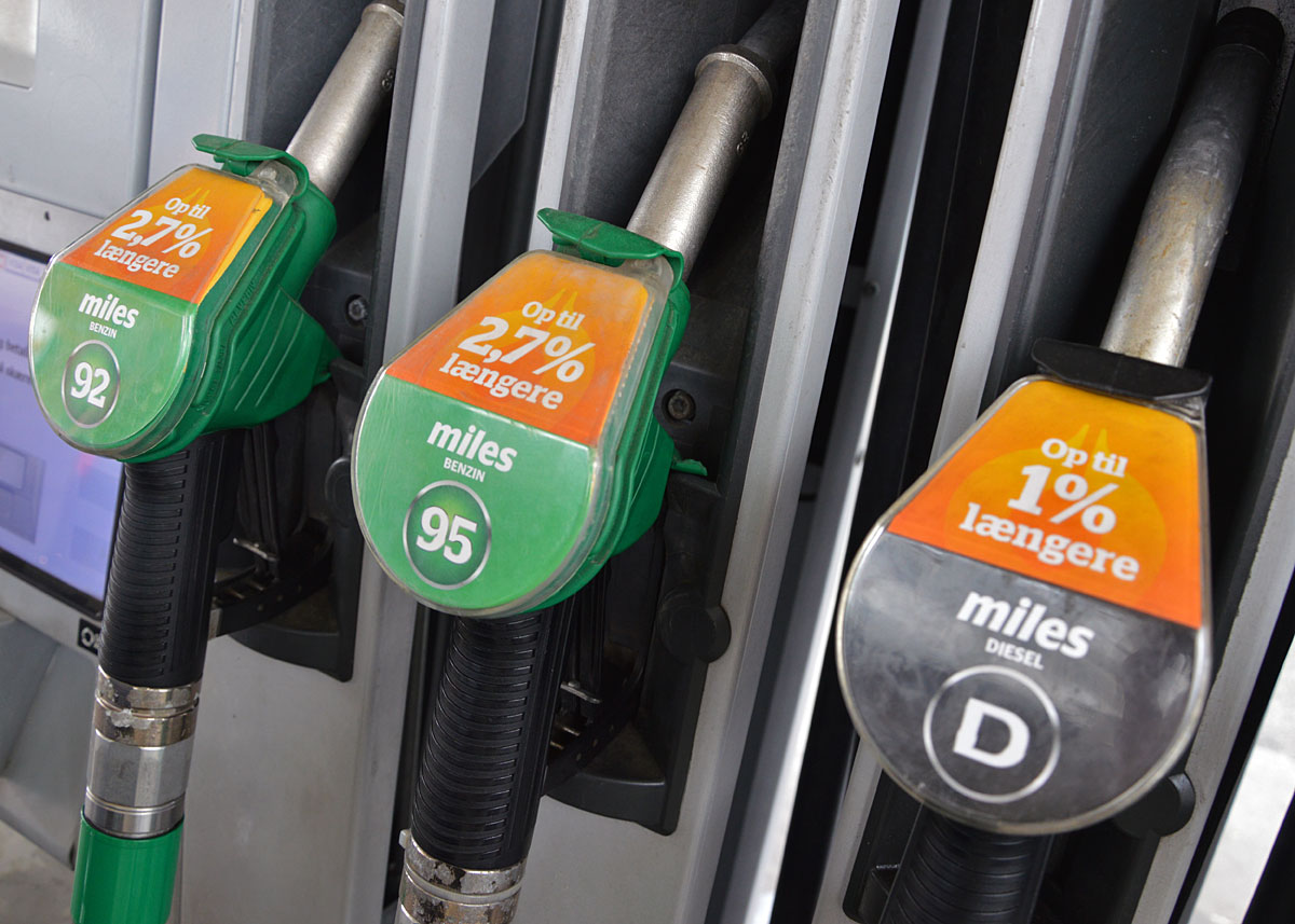 2,7 procent længere på literen med en benzinbil og 1 procent længere med en diesel er Statoils påstand. Tallene dækker over gennemsnittet af forskellige motortyper. 