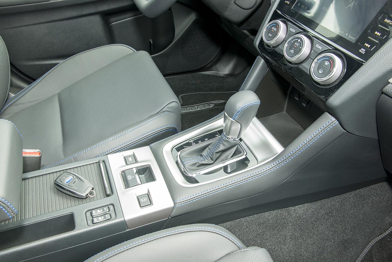 Alle udgaver af Subaru Levorg er udstyret med automatgear i form af en trinløs gearkasse (CVT). Den fungerer meget fint.