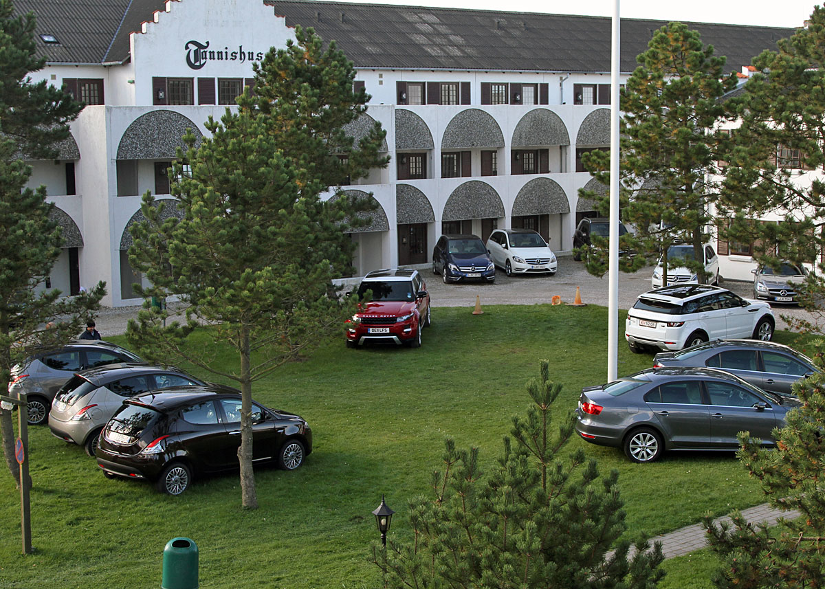 Hotellet Tannishus er ramme om det store testarrangement, hvor der på én gang er op til 130 journalister, informationsfolk og teknikere til stede.