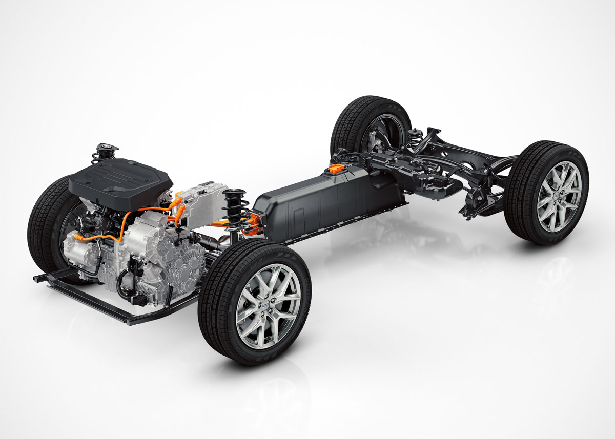 Volvos nye CMA-platform er fra begyndelsen udviklet til eldrift. Første konventionelle model bliver XC40, der lanceres i Europa til efteråret. Første elbil, der skal bygegs i Kina, er klar i 2019.