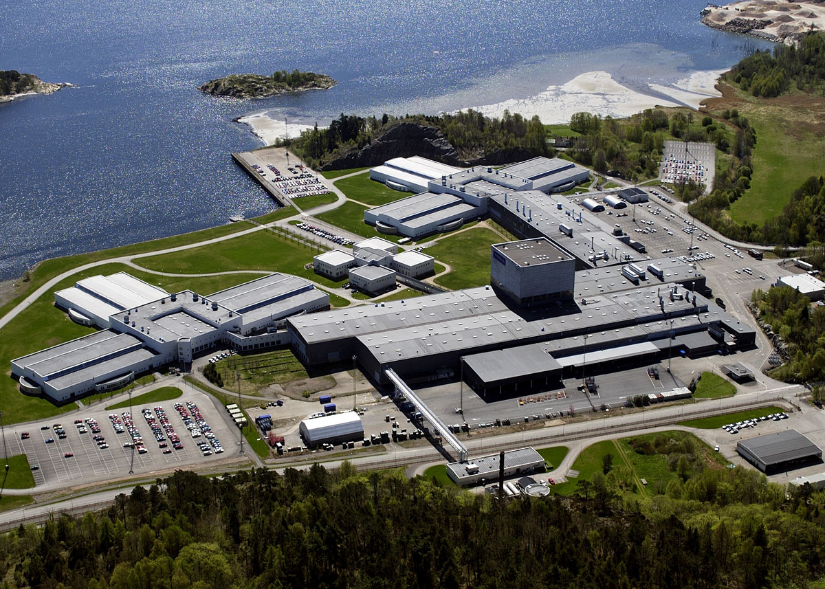 Volvo-fabrikken i Uddevalla, i perioder kendt som "Autonova", er lukket 28 år efter åbningen. 1,5 mio. kvadratmeter(!) skal nu finde andre formål.