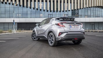 Toyota C-HR set bagfra