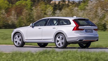 Volvo V90 CC VOC bagfra