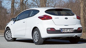 Kia Proceed bagfra