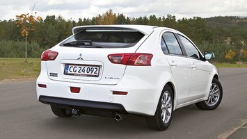 Mitsubishi Lancer bagfra