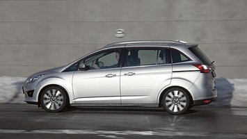 Ford Grand C-Max fra siden