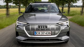 Audi e-tron forfra