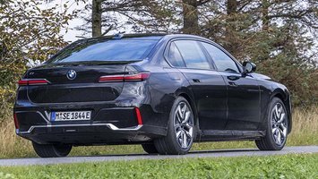 BMW I7 Er En Grøn Luksus-limo. Læs Om Nyheden Nu | FDM