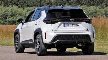 Toyota Yaris Cross set bagfra