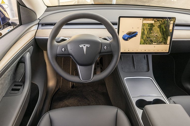 Tesla Model Y kabine