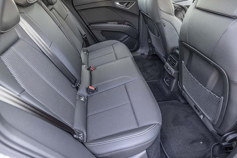 Audi Q4 e-tron bagsæde