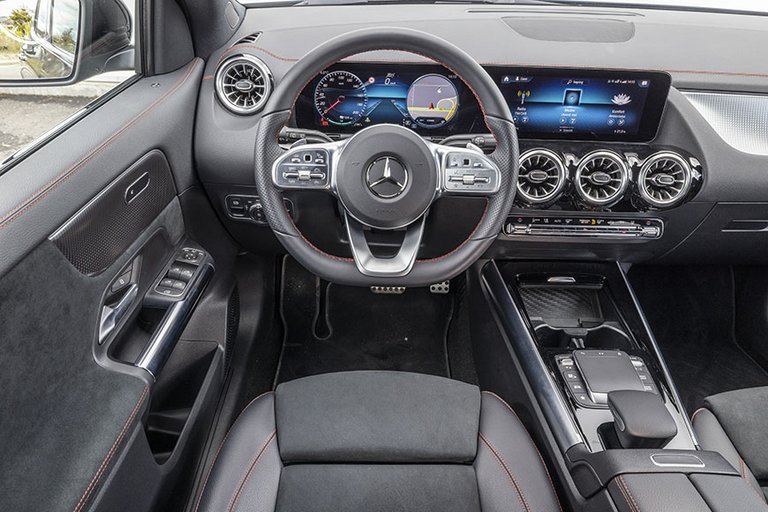 Mercedes-Benz EQA kabine