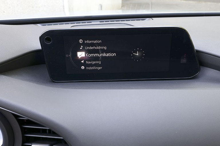 Mazda 3 skærm