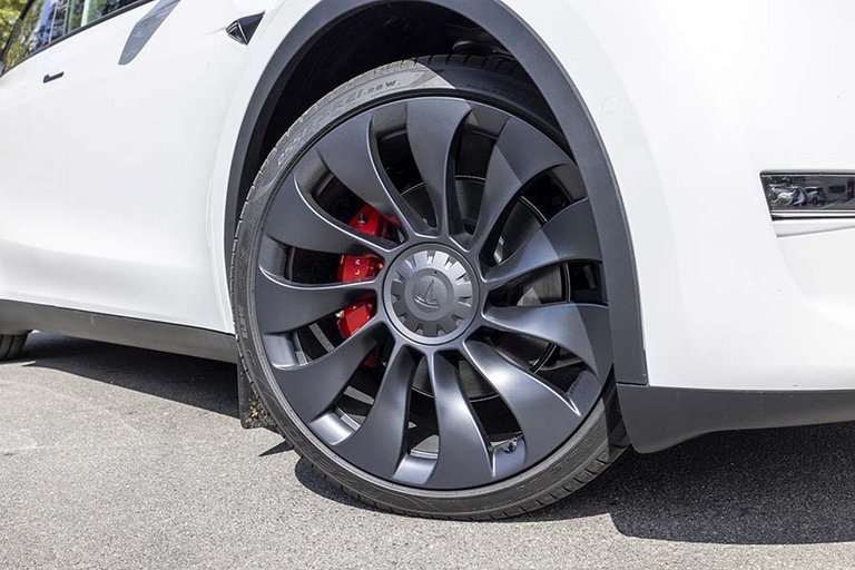 Tesla Model Y Performance fælge og bremser