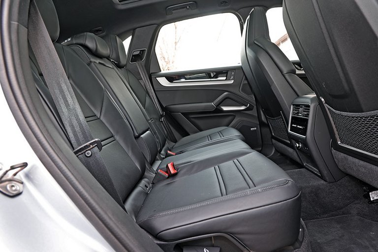 Bagsæderne i en Porsche Cayenne