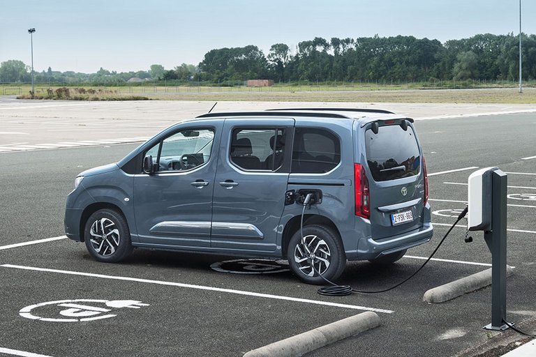 Toyota Proace City Verso lader