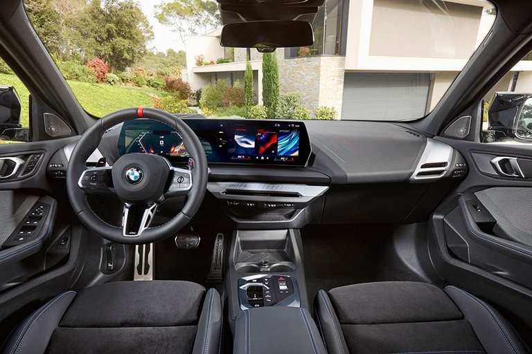 Kabinen i en BMW M135i