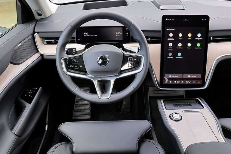 Førerplads i en Volvo EX90