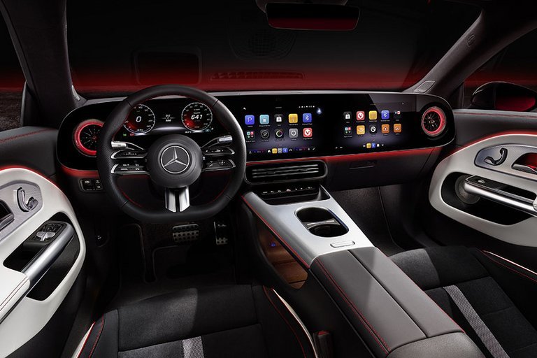 Førerplads i en Mercedes-Benz CLA