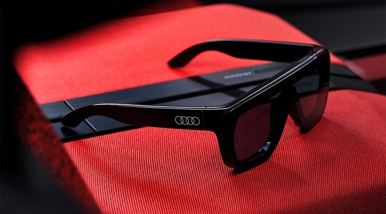 Sådan forestiller Audis designere sig, at brillerne kan se ud. Men indtil videre er de væsentlig mere klodsede.