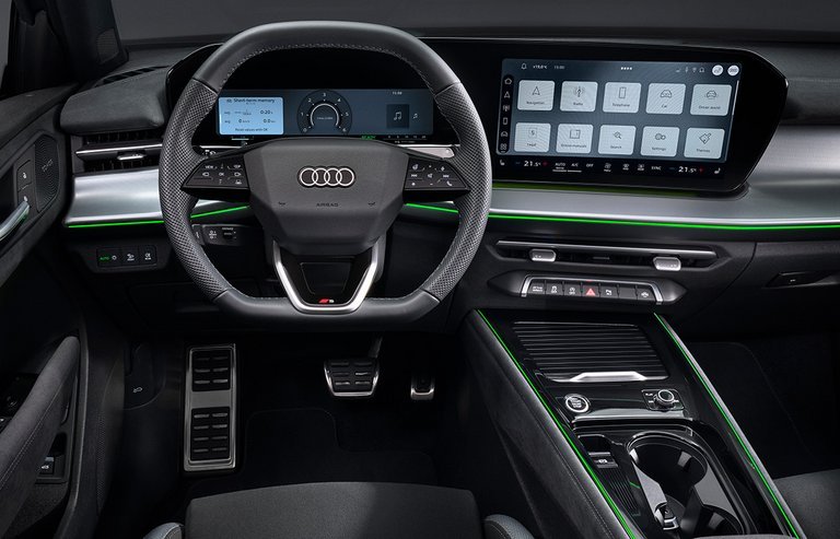 Førerpladsen i Audi Q3.