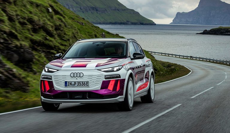 Audi Q6 E-tron testes på landevej.