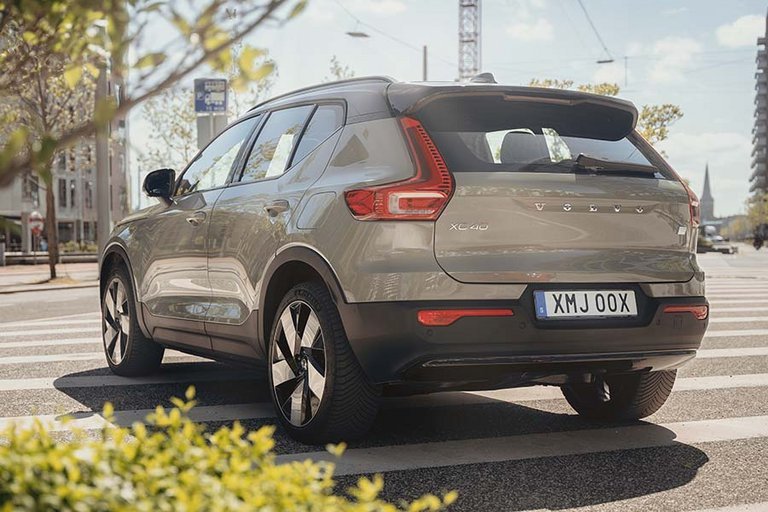 Volvo XC40 set bagfra