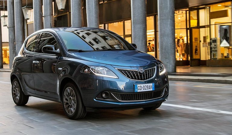 Lancias eneste model for tiden er Ypsilon, der har pæn succes i Italien. I 2024 kommer en helt ny generation.