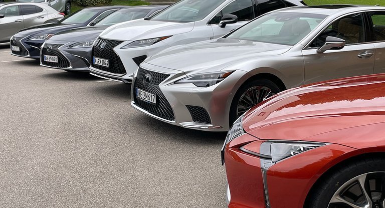 Lexus er i oktober klar i Danmark med fuldt program.