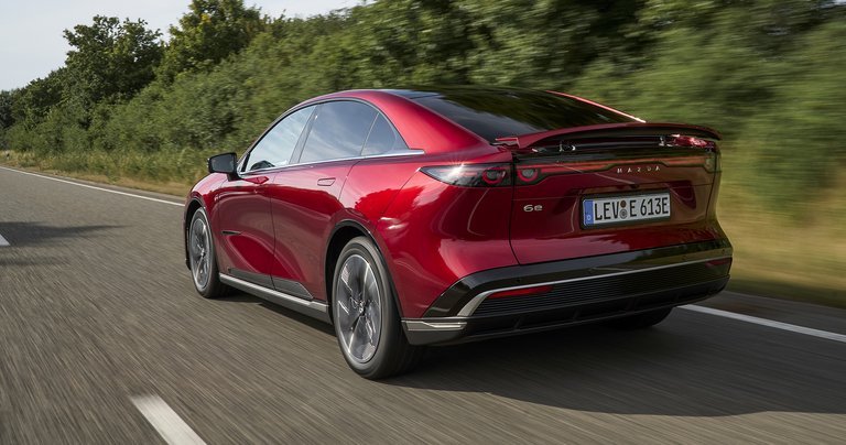 Mazda 6e