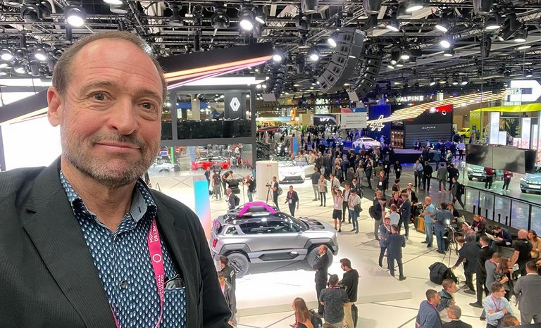 Motors nyhedsredaktør Torben Arent har dækket internationale biludstillinger i 30 år. Årets Mondial de l'Auto blev måske den sidste større i Europa, for også den tyske IAA og den schweiziske Geneva International Motor Show er i dyb krise.