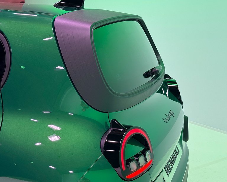 Bagparti på Renault Twingo.