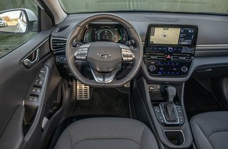Hyundai Ioniq kabine