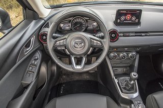Mazda CX-3 kabine