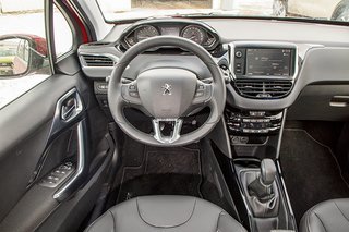 Peugeot 2008 kabine
