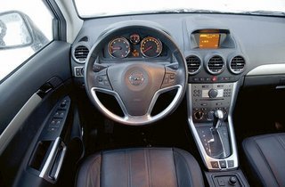 Opel Antara kabine