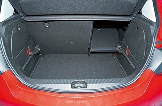 Opel Corsa bagagerum
