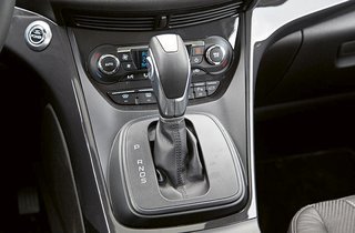 Ford Kuga gear
