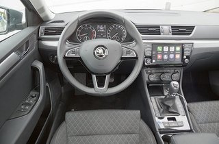 Skoda Superb kabine