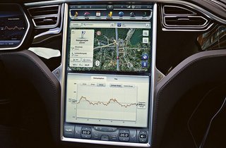 Tesla Model S skærm